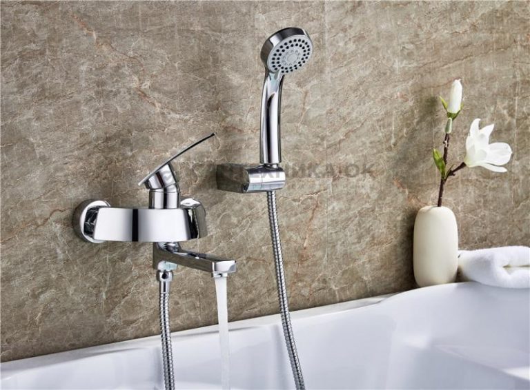 Какой смеситель выбрать в ванну?